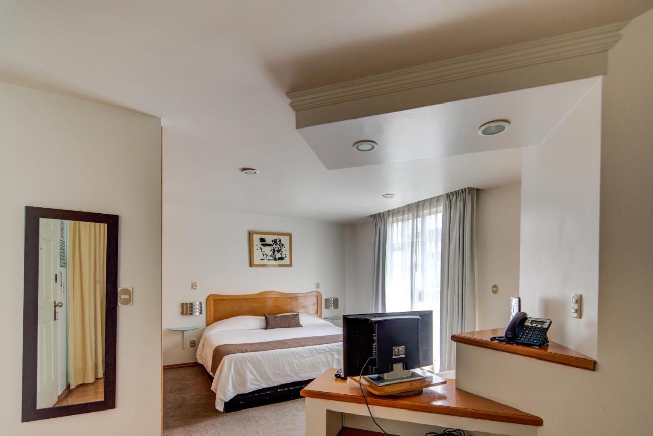 Grupo Kings Suites - Bosques De Duraznos 78 Città del Messico Esterno foto