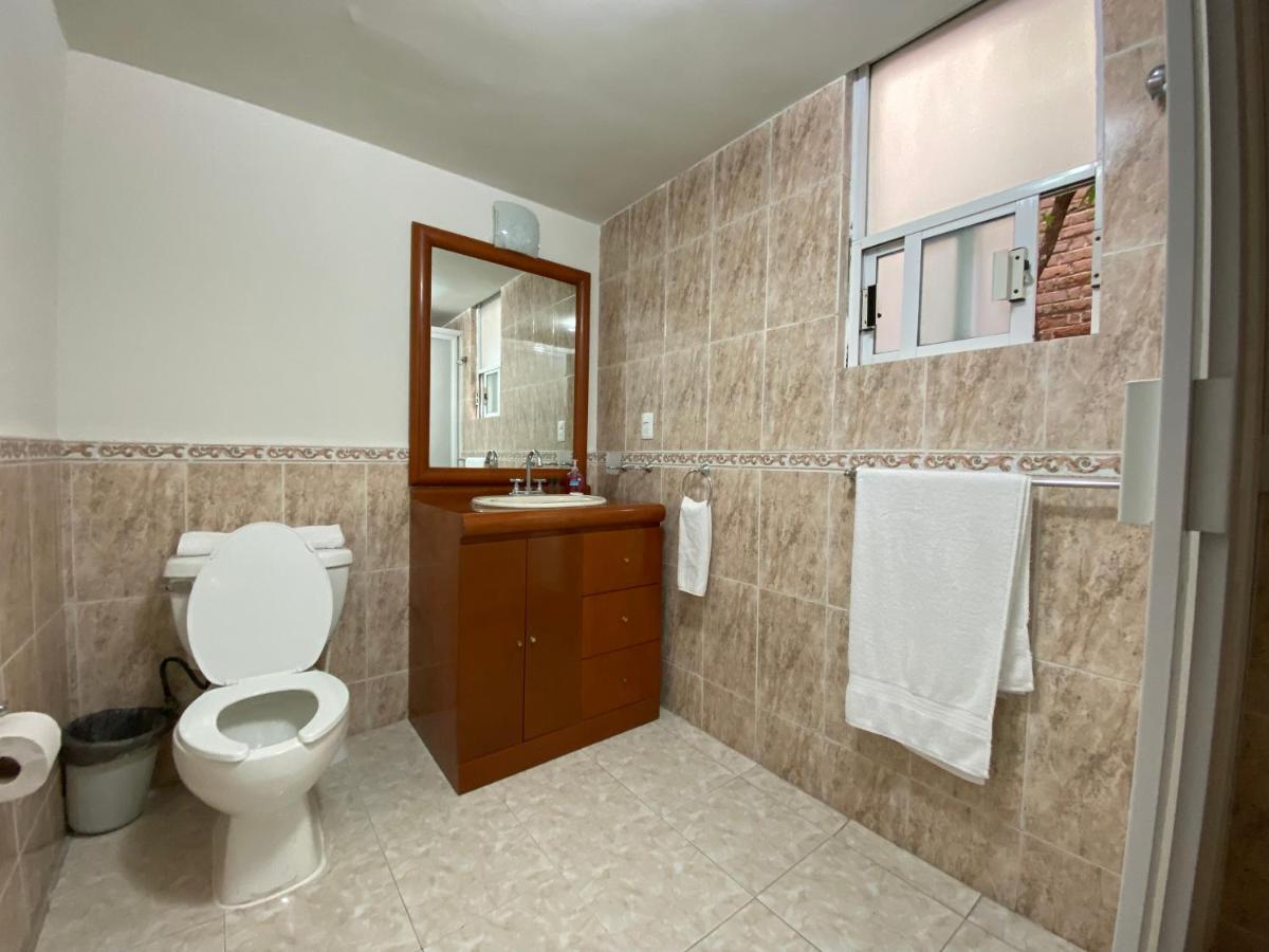 Grupo Kings Suites - Bosques De Duraznos 78 Città del Messico Esterno foto